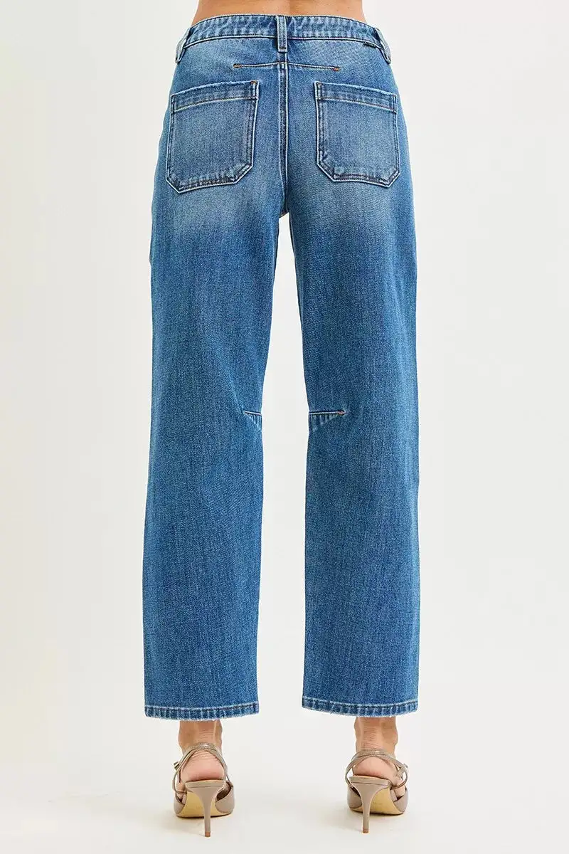 Mid Rise Barrel Leg Pocketed Denim Jeans