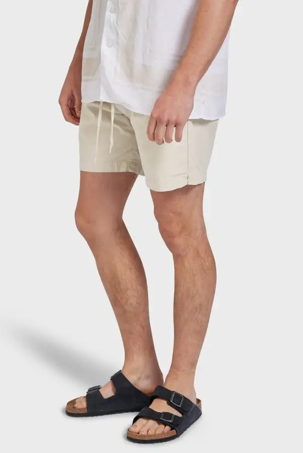 Oahu Short-Off white