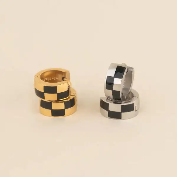 Super Chunky Checkers Huggie