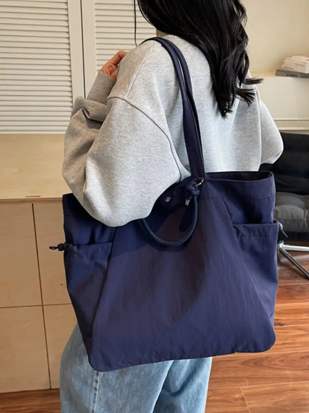 Cap Nylon Shoulder Bag
