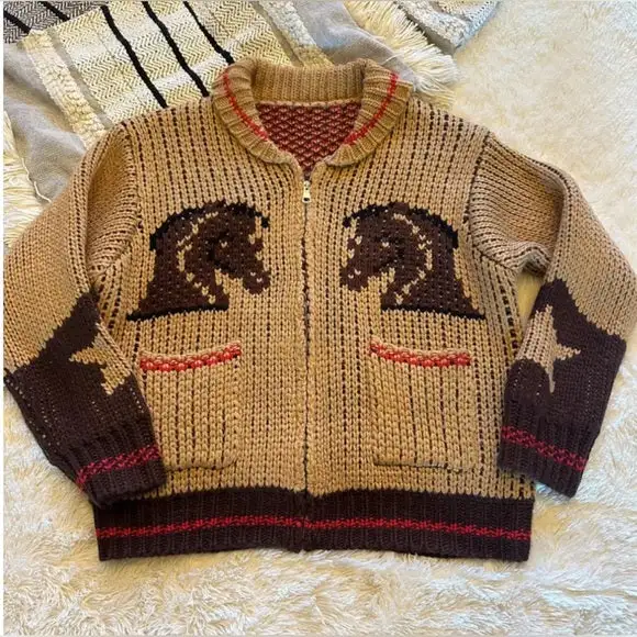 Relaxed Western Geometric Horse Motif Zip Front Cardigan