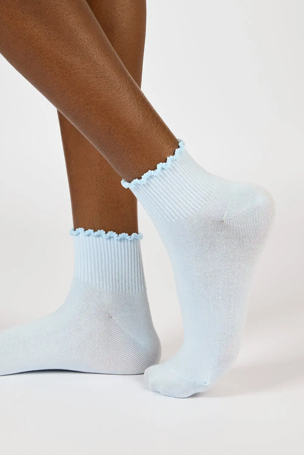Refined Lettuce Trim Ankle Socks