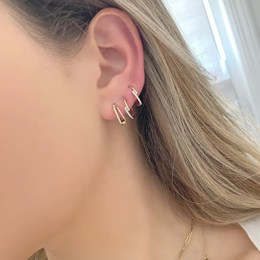 Refined Sculpted Gem Detail Huggie Earrings