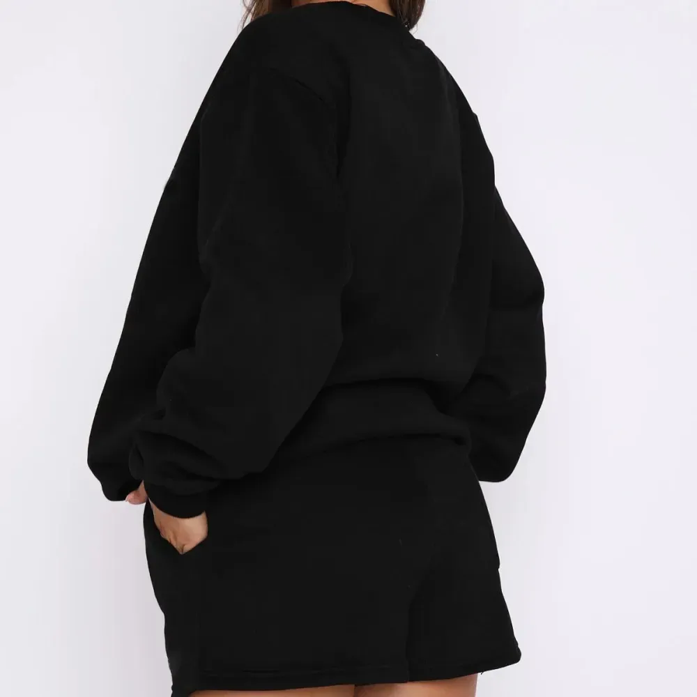 Women's Fashion Round Neck Solid Color Sweatshirt and Short Pants two-piece set