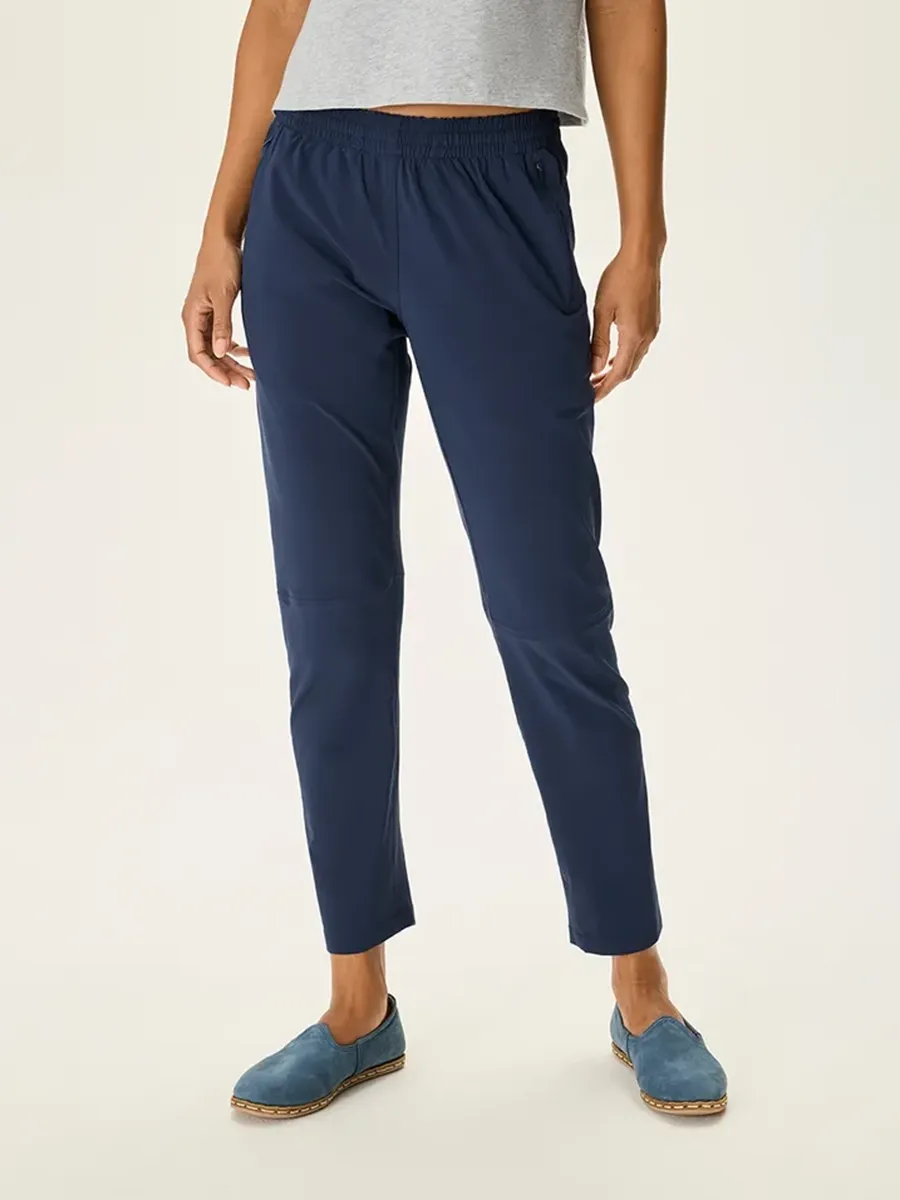 Solid color Small Legged Pants