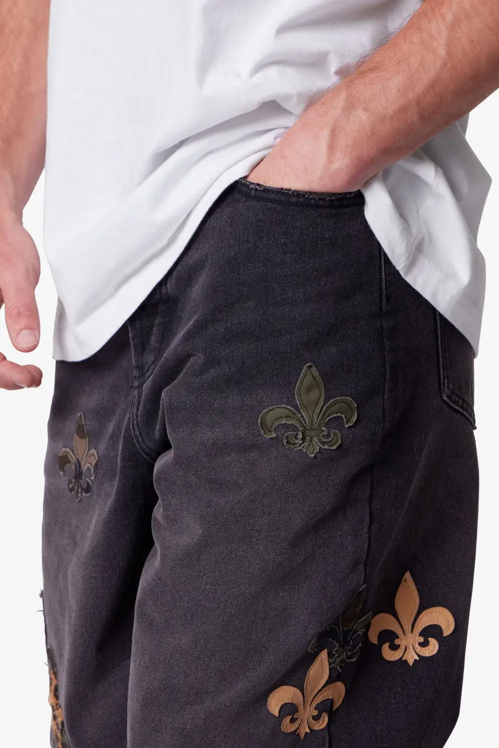 Relaxed Ultra Baggy Floral Detail Jeans