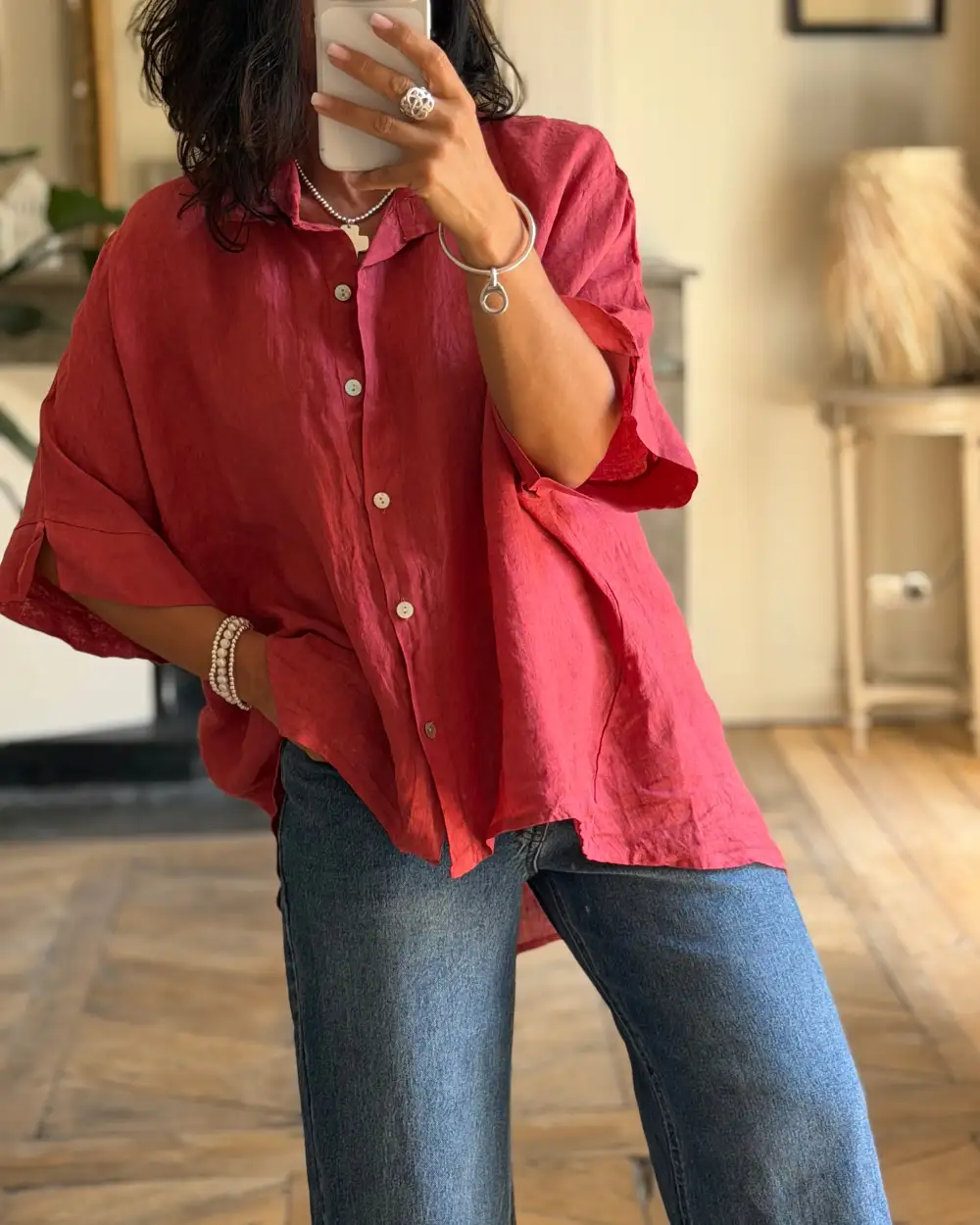 Refined Linen Relaxed-Fit Blouse