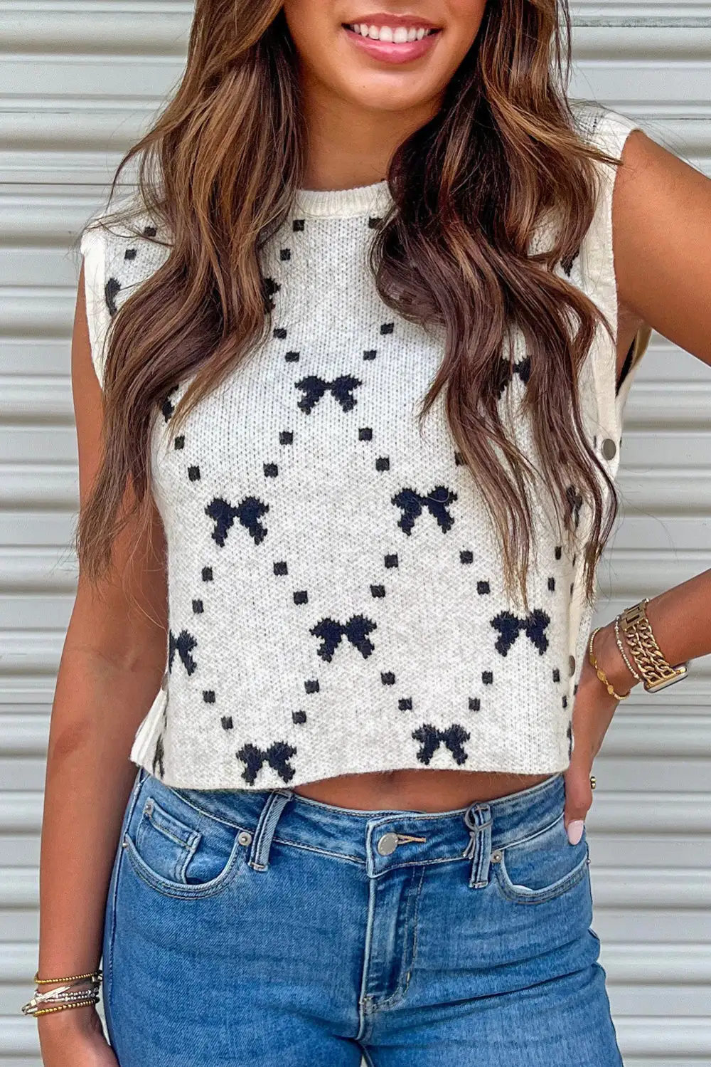 Bow Pattern Button Side Cropped Sweater Vest
