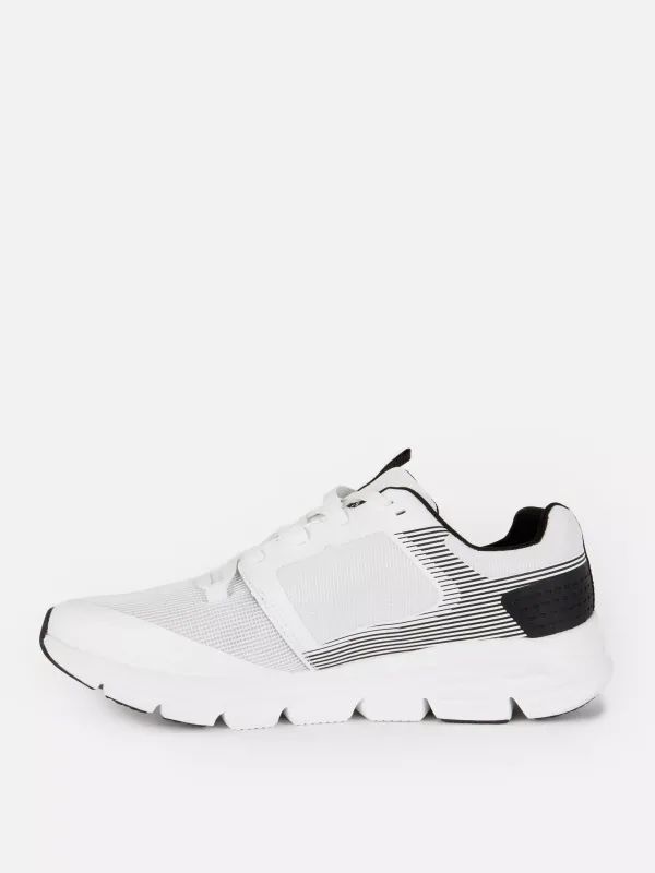 Loose Lightweight And Breathable Mesh Leisure Sports Shoes
