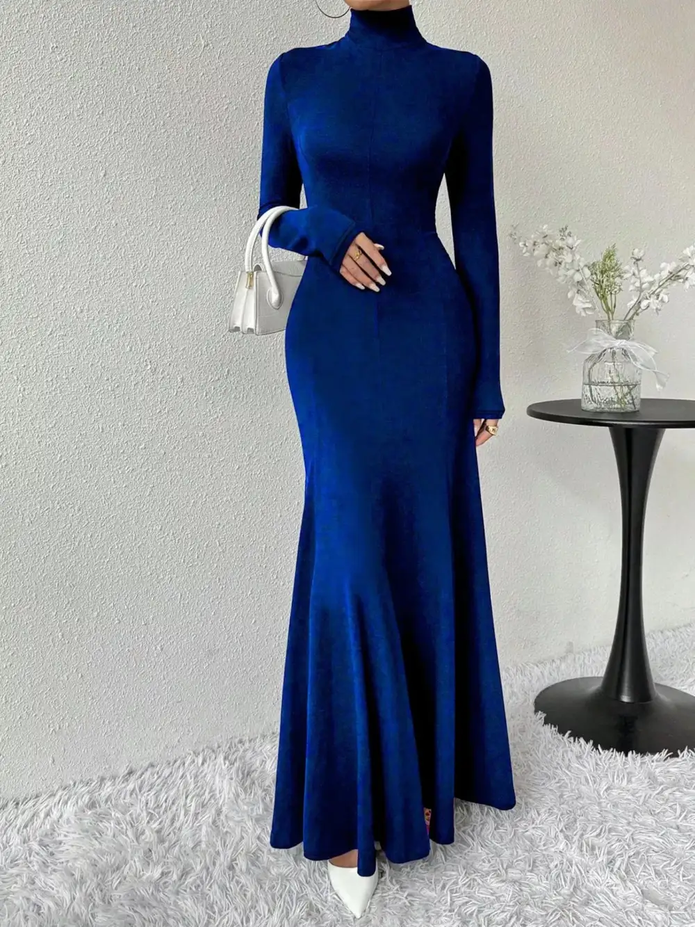Polished Detail Long Sleeve Maxi Dress
