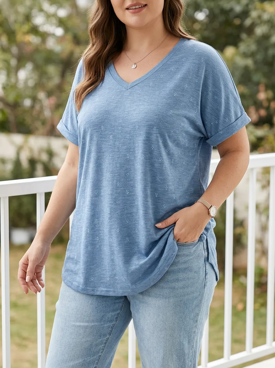Women's Plus Size Blue Floral Dot Printed V-Neck Loose T-Shirt
