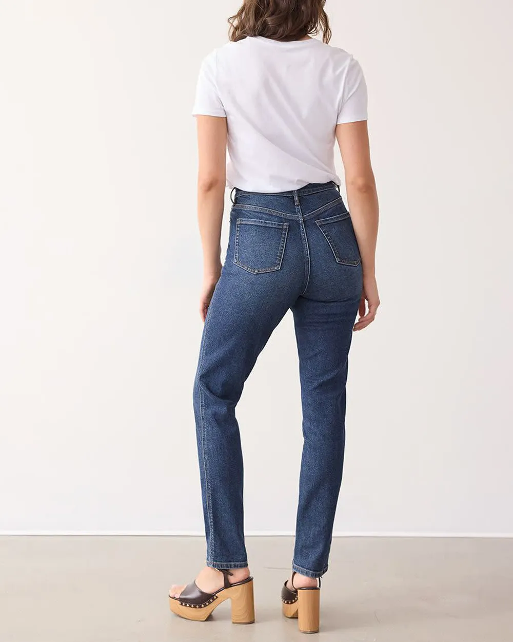 Slim-Leg High-Rise Jean  Vintage - Curvy Fit