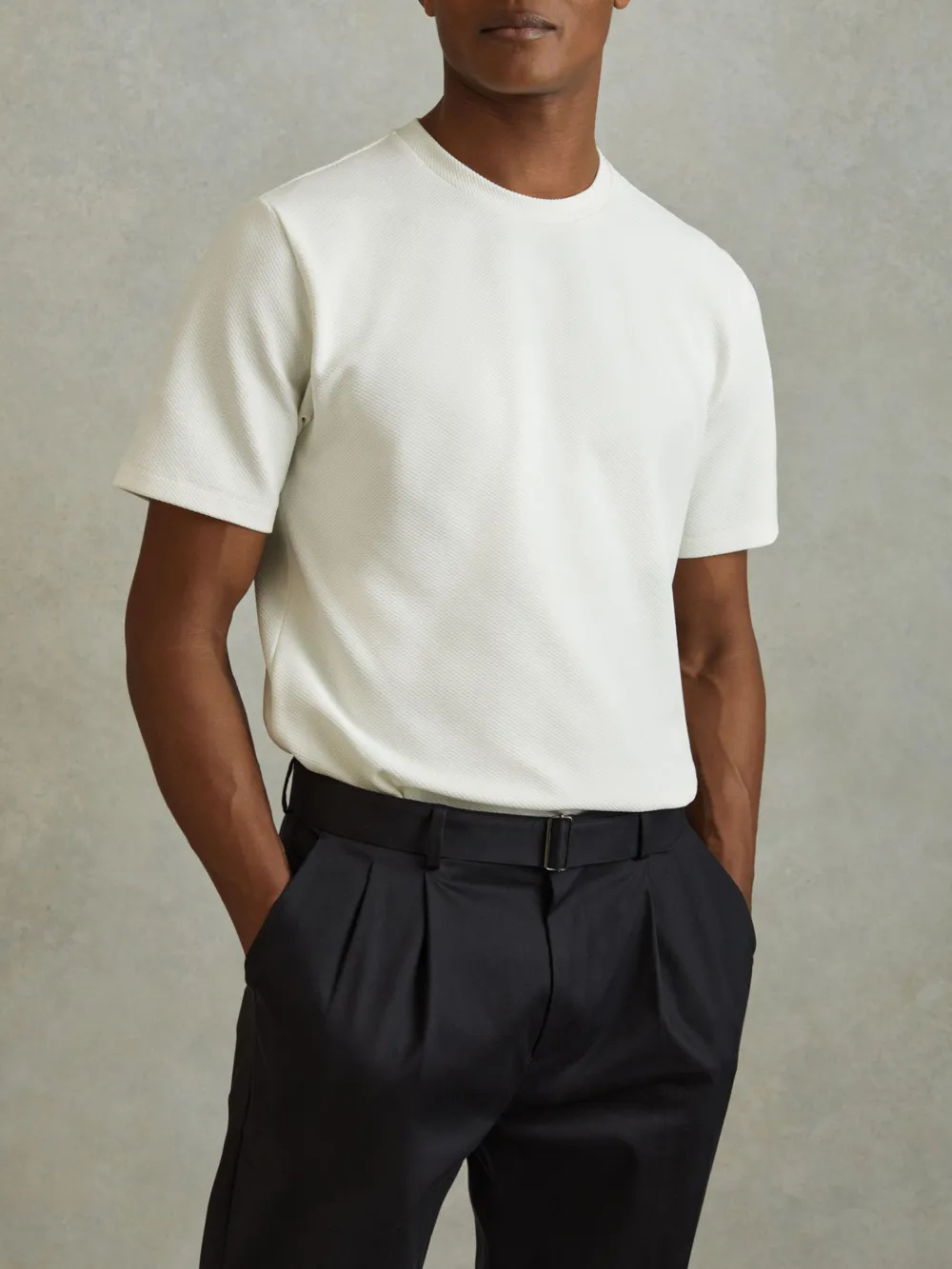 Men's Elastic Textured Short Sleeves