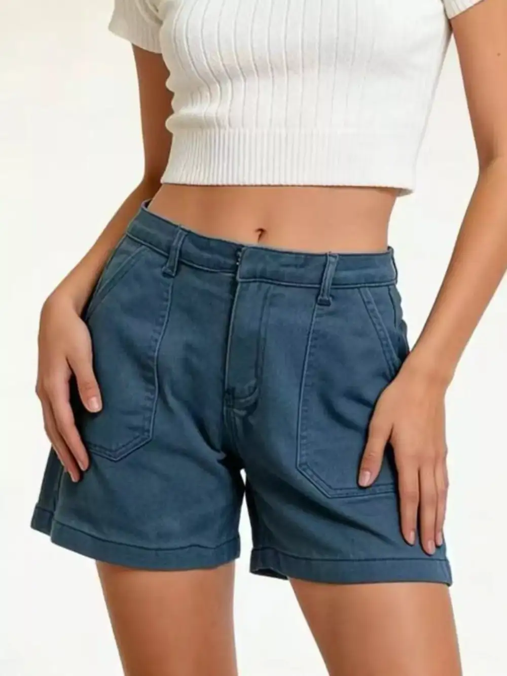 Weekend Pocket Detail Shorts
