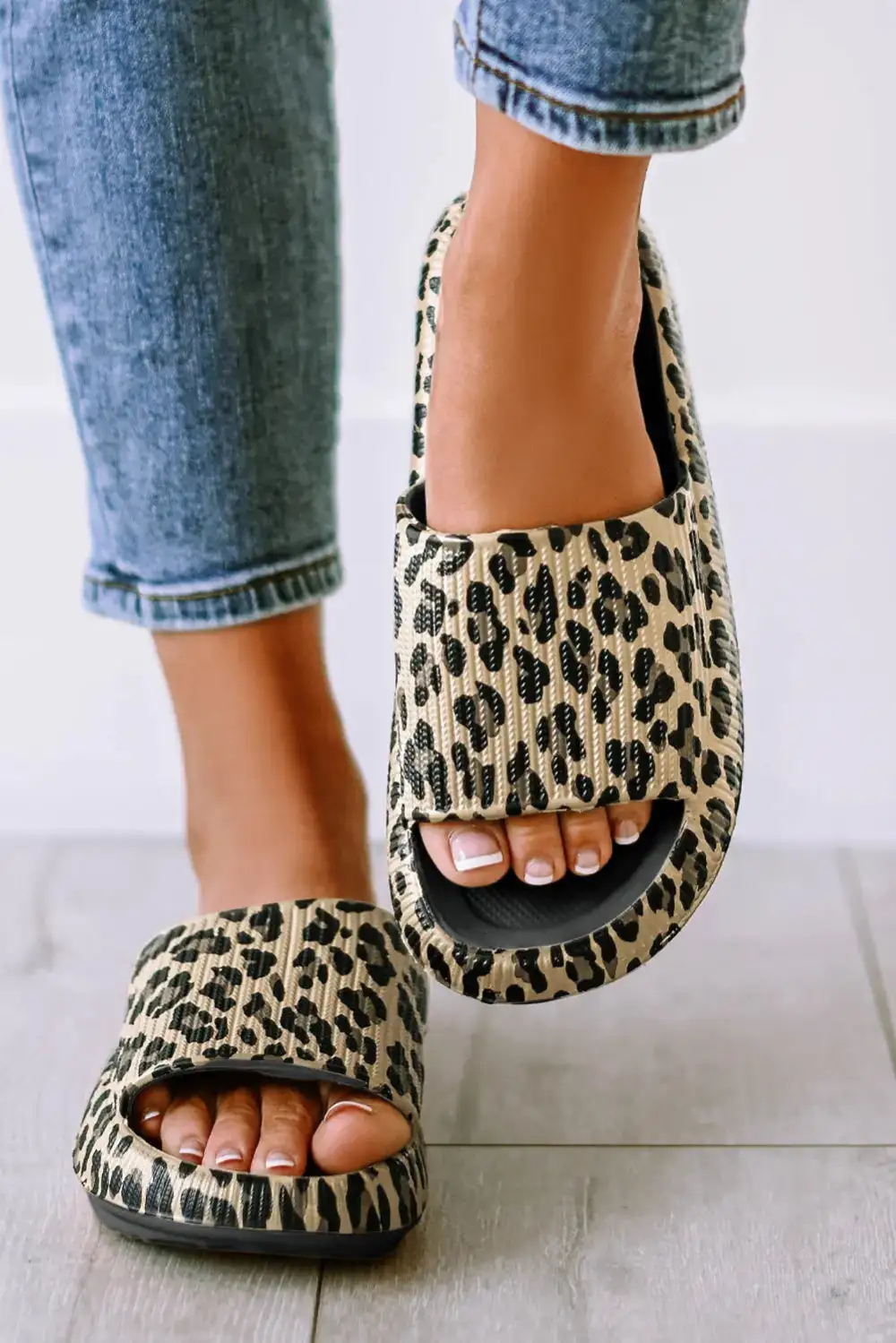 Leopard Print Thick Sole Slide Sandals