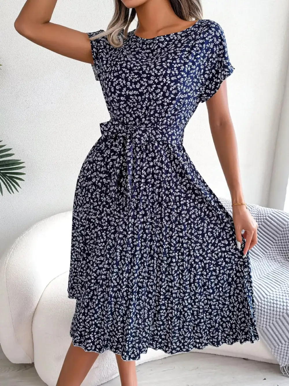 Floral Printed Pleated Midi Dress