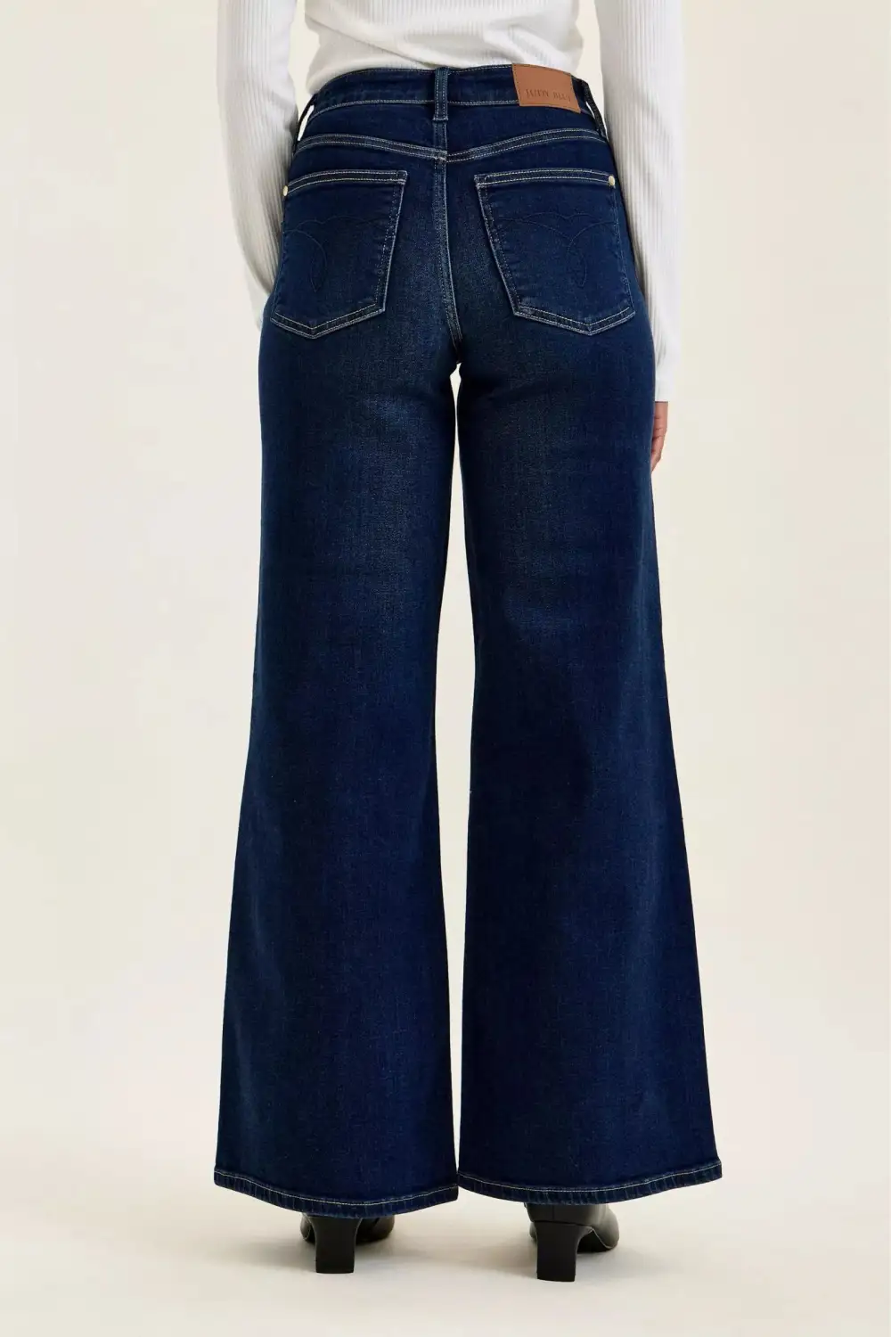 Refined High Rise Wide Leg Jeans