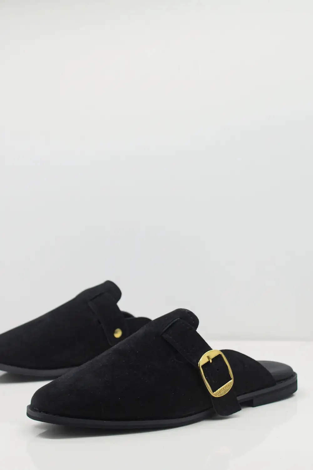 Streamlined Square-Toe Leather Mule