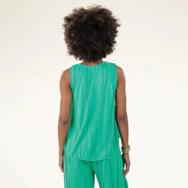 Waves Stitched Sleeveless Tank