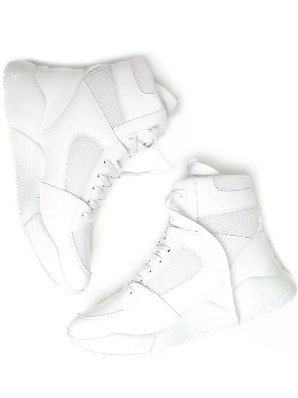 Men's Clean Modern Water Resistant Vegan Leather Casual Sneakers