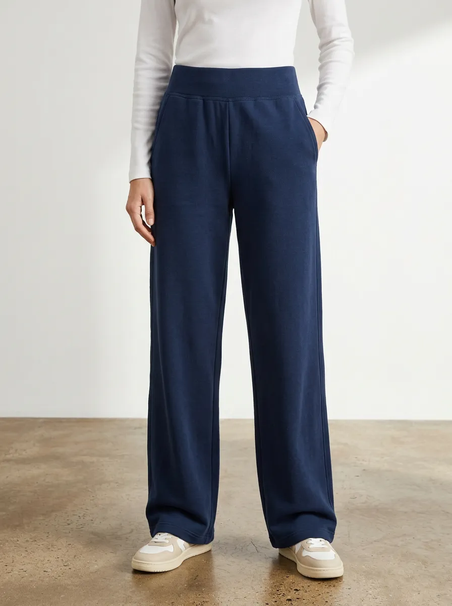 Women's Wide Leg Sweatpants in Navy