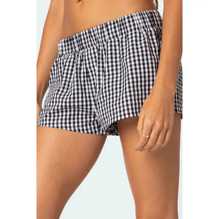 Relaxed Elastic Waist Shorts
