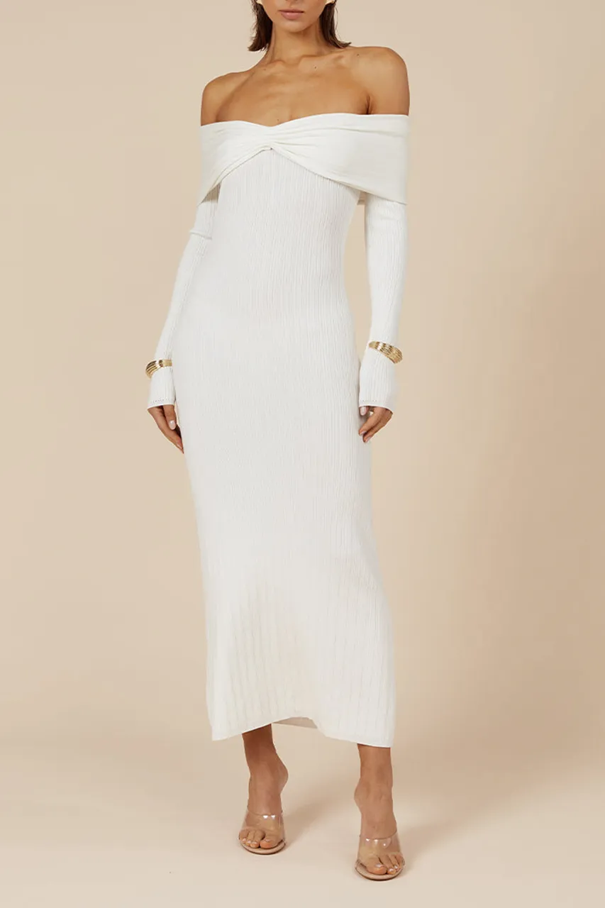 Off Shoulder Long Sleeved Knitted Midi Dresses