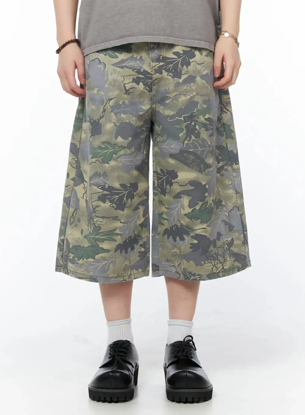 Men's Vintage Floral Denim Shorts