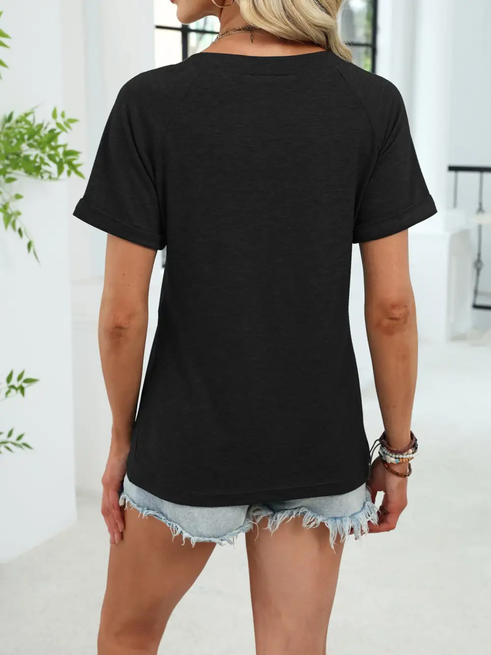 Modern Casual V-Neck Short Sleeve T-Shirt