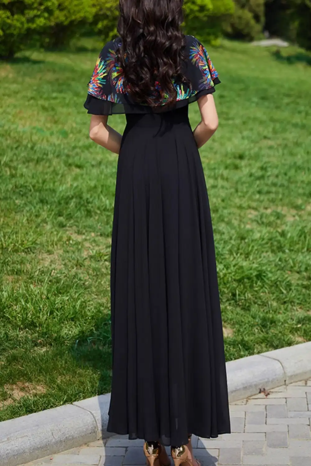 Printed Chiffon Swing V Neck Maxi Dress