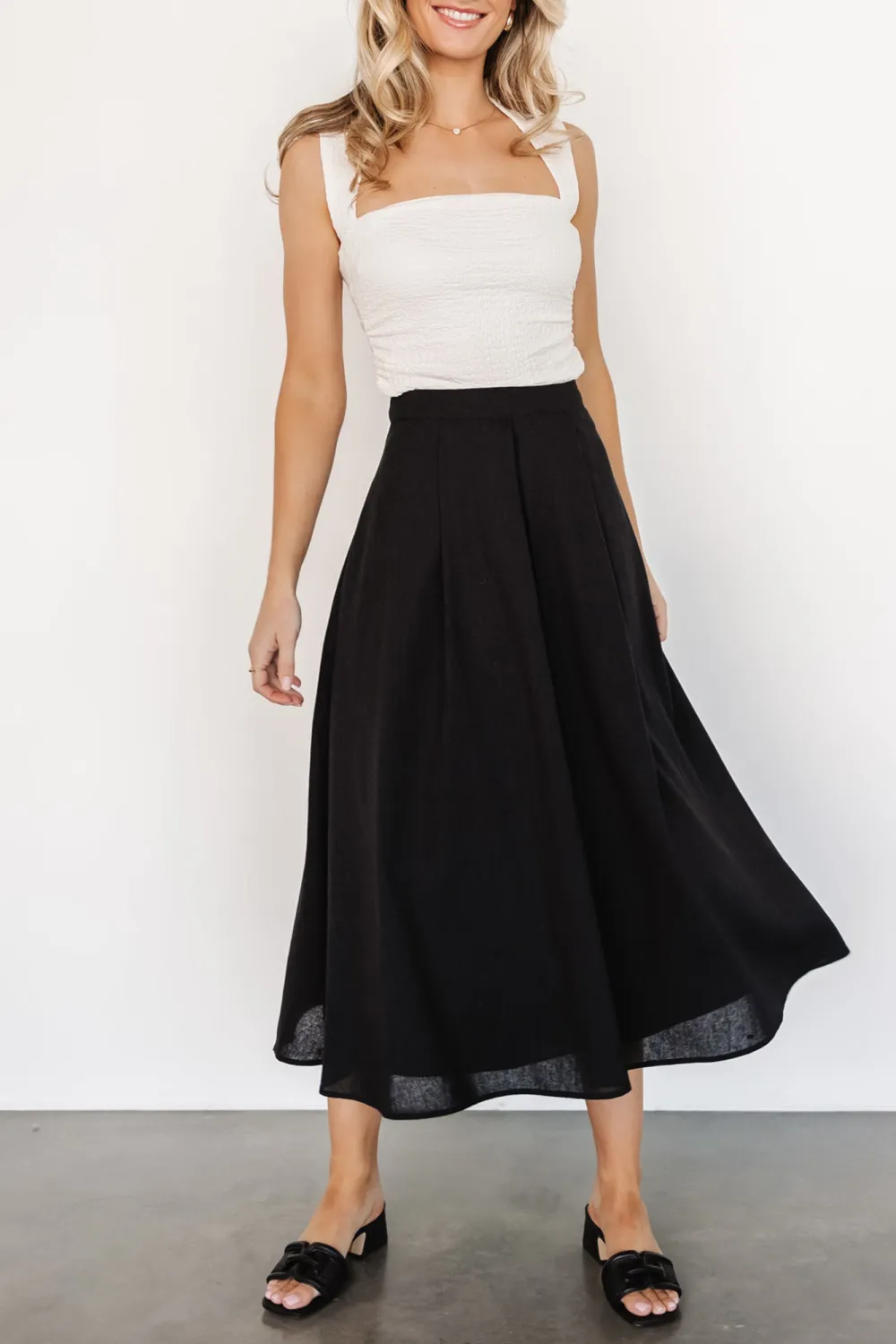 High-Waisted Versatile Slimming Skirt