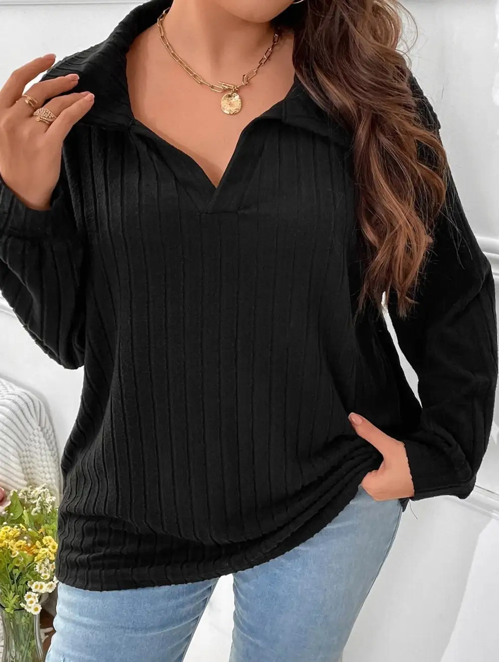 Plus Size Ribbed V-Neck Long Sleeve Tee