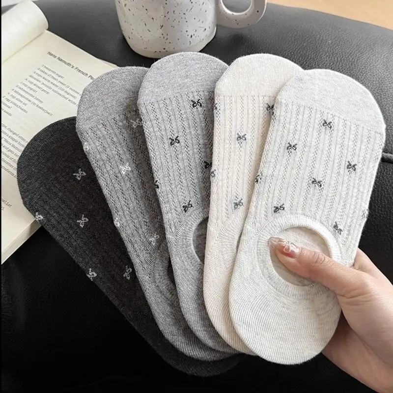 Bow Jacquard Non-Slip Socks
