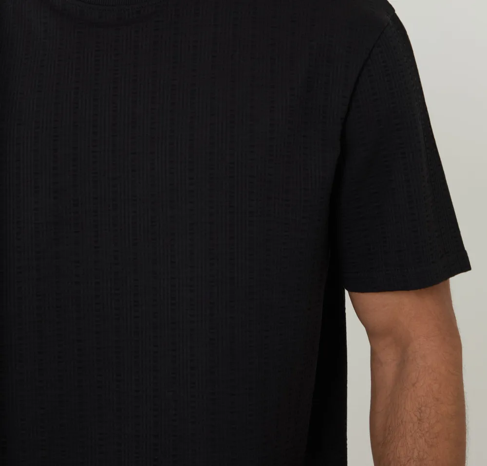 Men's Black Relaxed-Fit Textured Crewneck T-Shirt