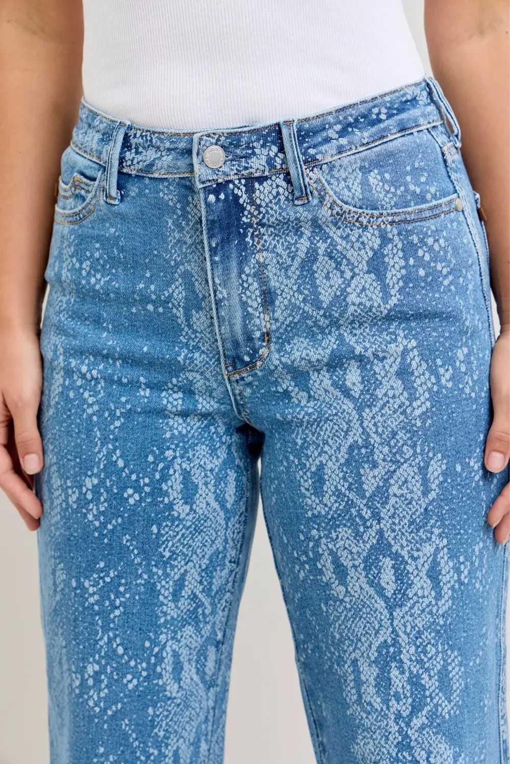 High Rise Raw Hem Relaxed Wide Leg Jeans