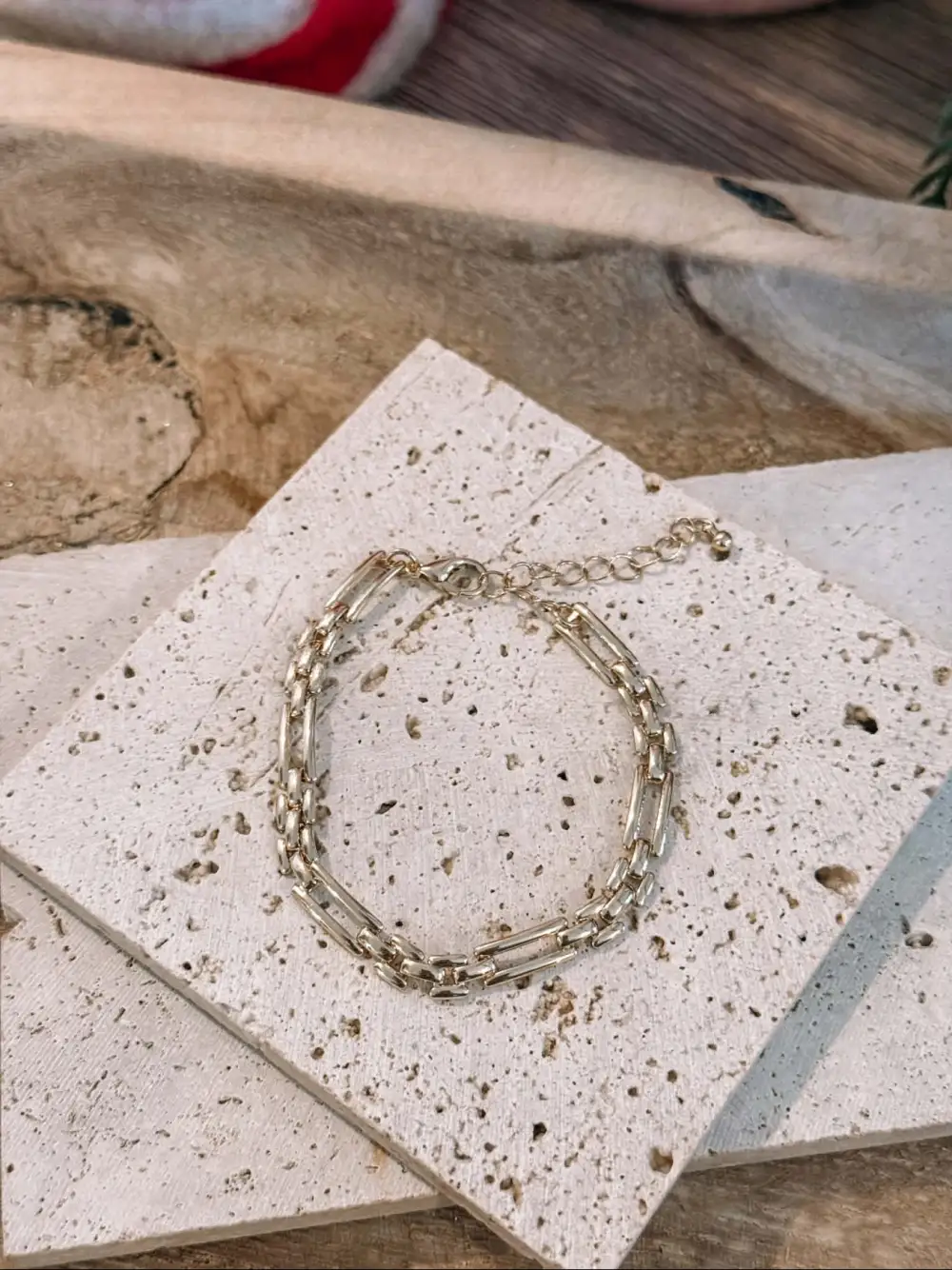 Lightweight Polished Everyday Necklace