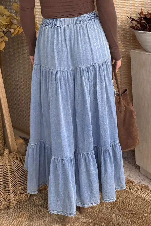 Sleek Flared Ruffle Trim Detail Skirt