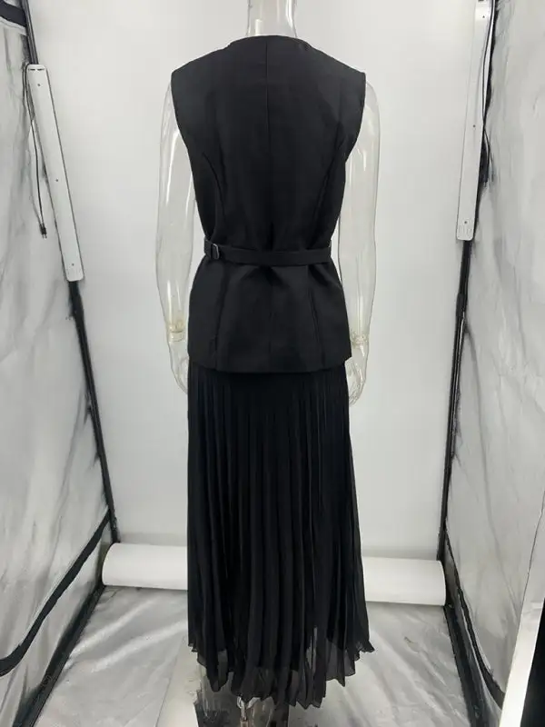 Sleeveless Pleated Coordinated Set