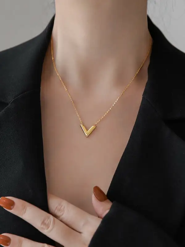 Geometric Sculptural Minimal Necklace