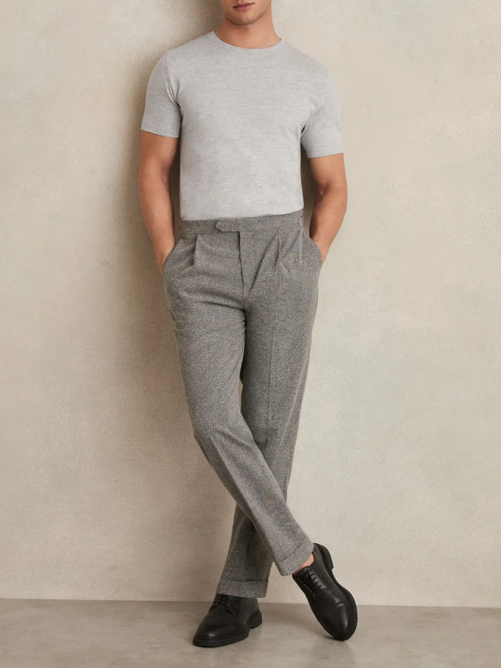 Classic All-Match Round Neck Short Sleeves