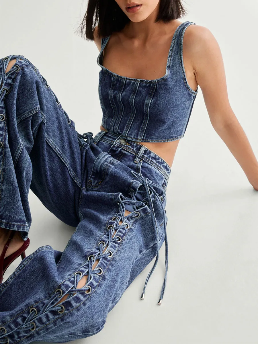 Women's Side Lace-Up Accent Wide-Leg Jeans