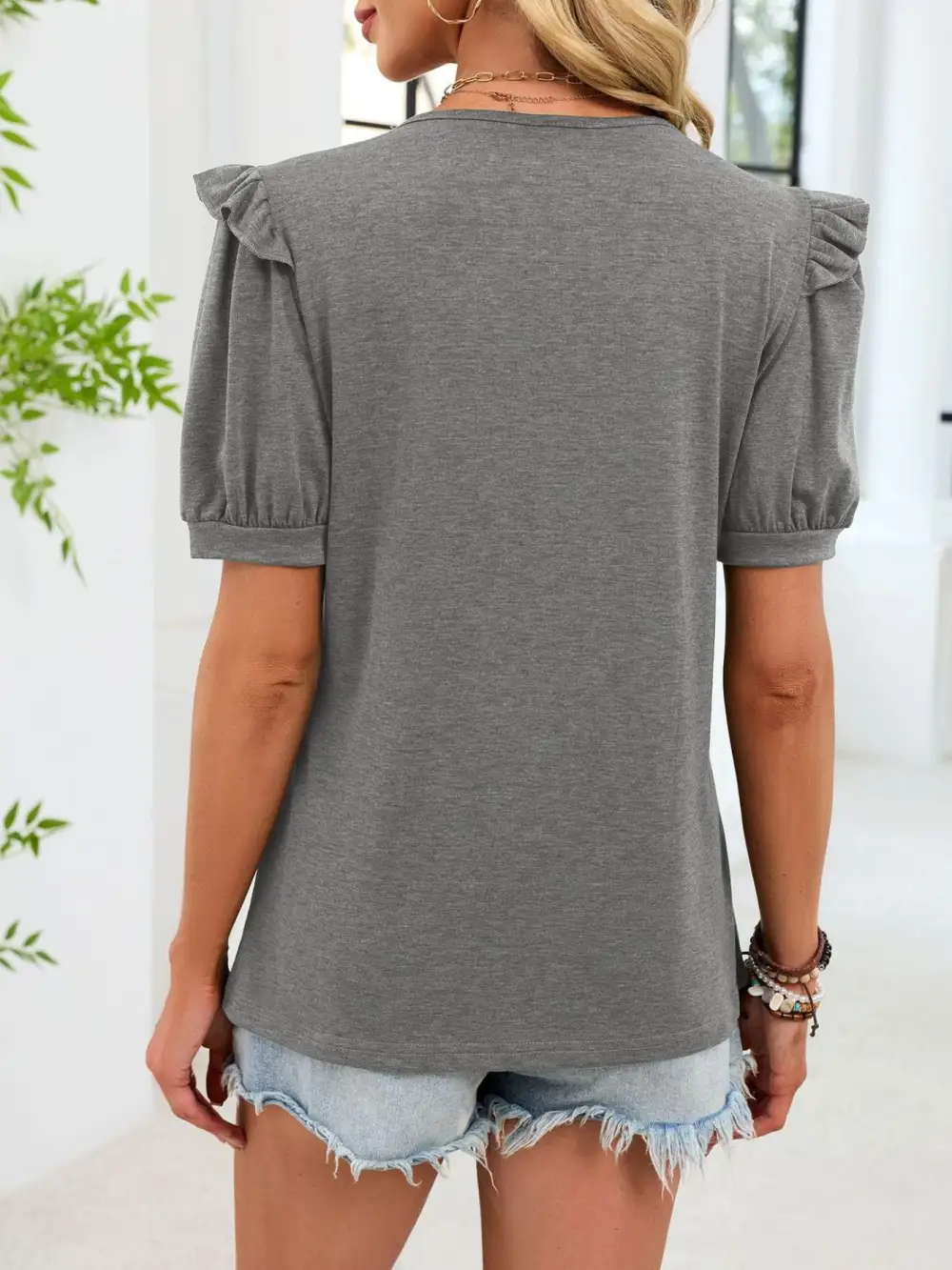 Versatile Ruffled Short Sleeve T-shirt