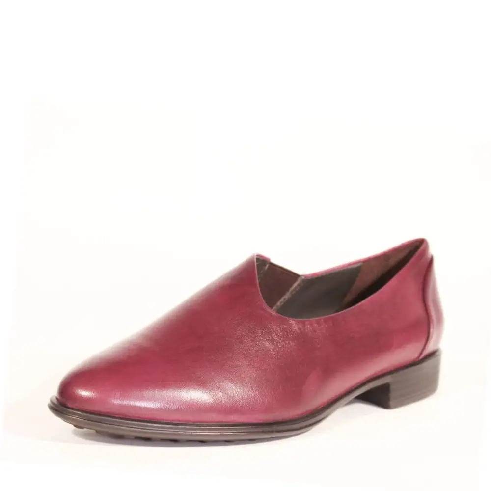 Sleek Leather Flat Loafers