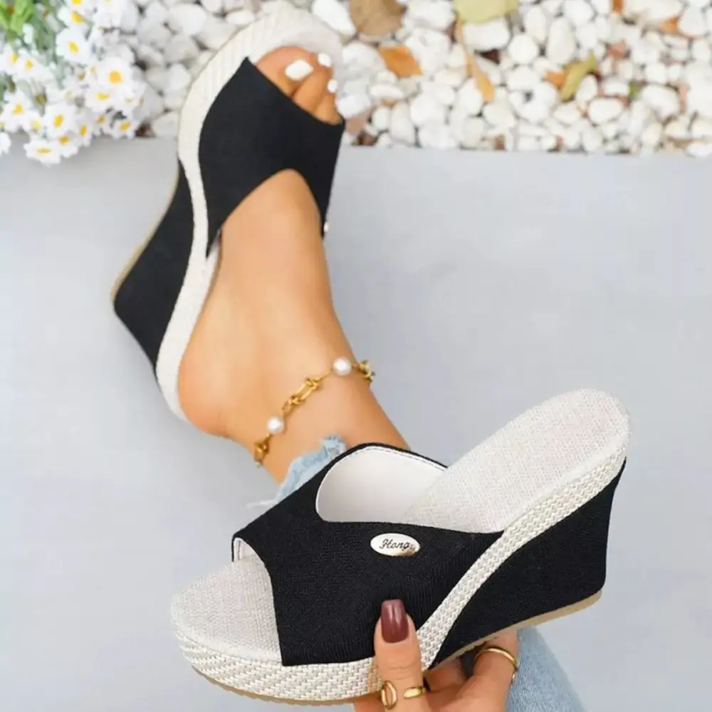 Textured Tiered Open Toe Wedge Sandals