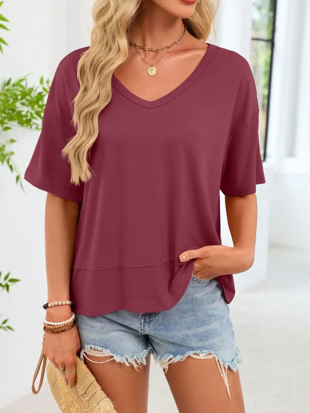 Easygoing V-neck Relaxed Fit T-shirt