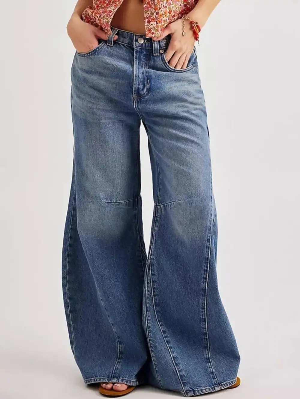Clean Wide Leg Washed Denim Jeans