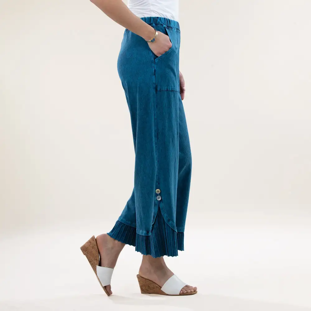 Refined Wide Leg Mineral Wash Pleated Pants