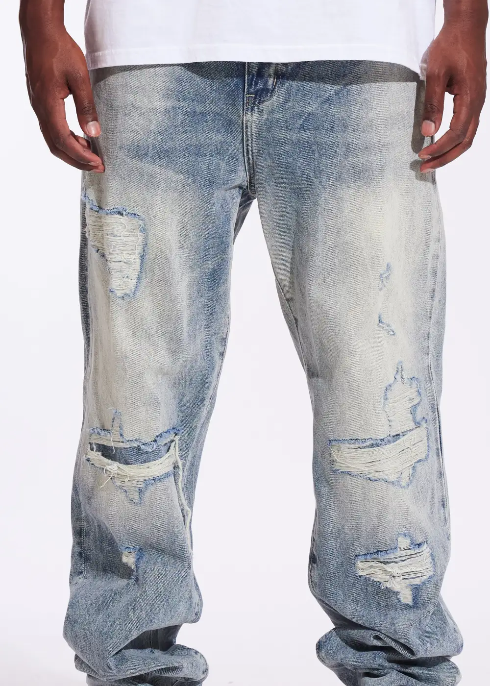 Distressed Straight Leg Jeans