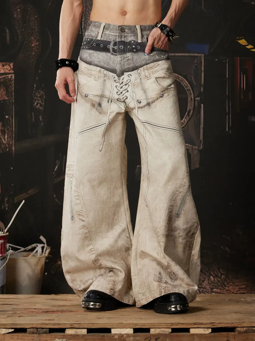 Wide-Leg Graphic Printed Cargo Pants