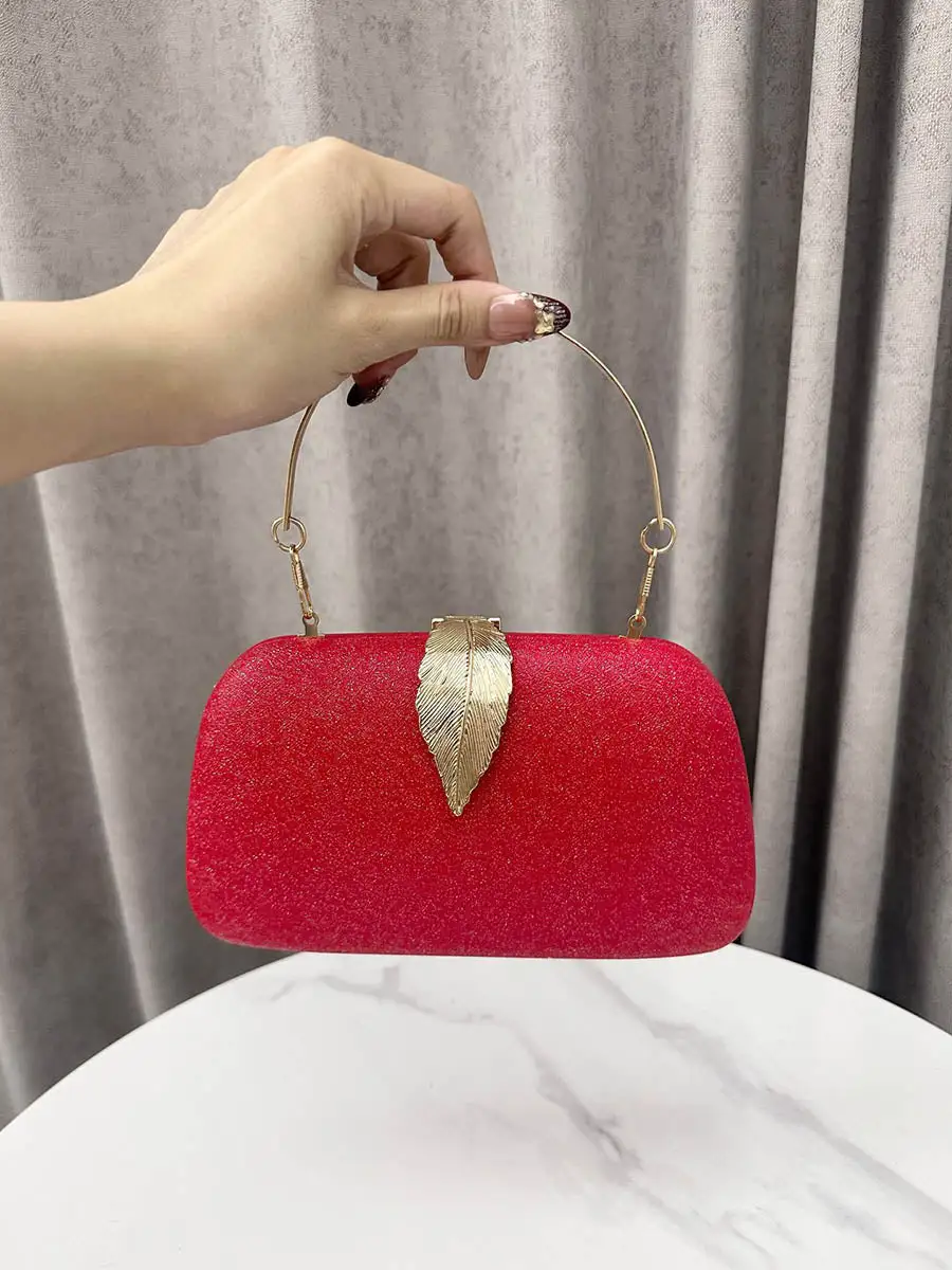 Leaf Lock Pleated Crossbody Bag
